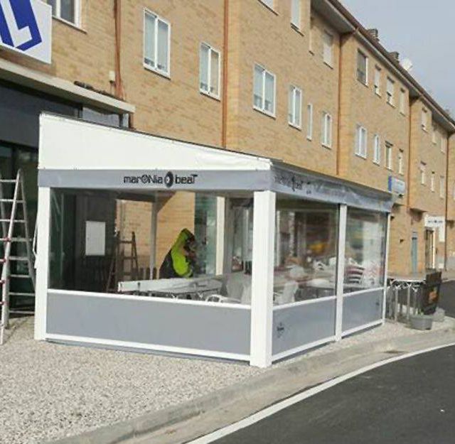 ALHANDALUZ TOLDOS Y PROYECTOS Cerramiento